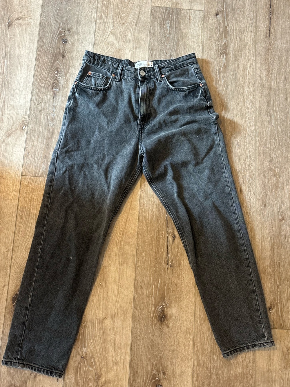 Zara 90's Mom Fit Jeans Black Wash 8